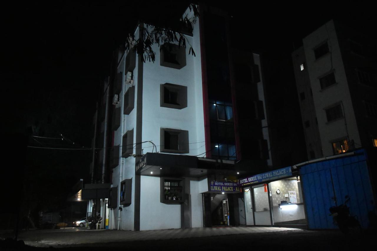 שירדי Hotel Temple Sai מראה חיצוני תמונה