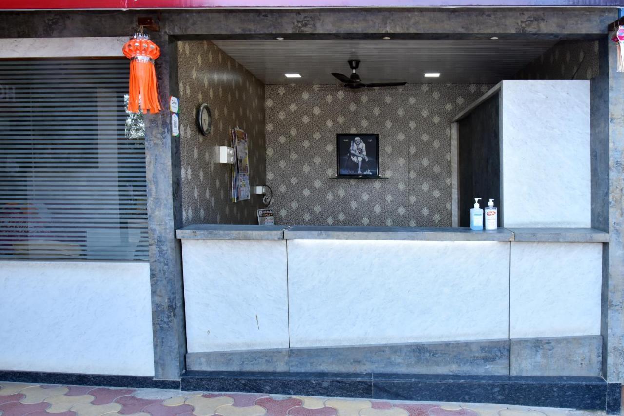 שירדי Hotel Temple Sai מראה חיצוני תמונה