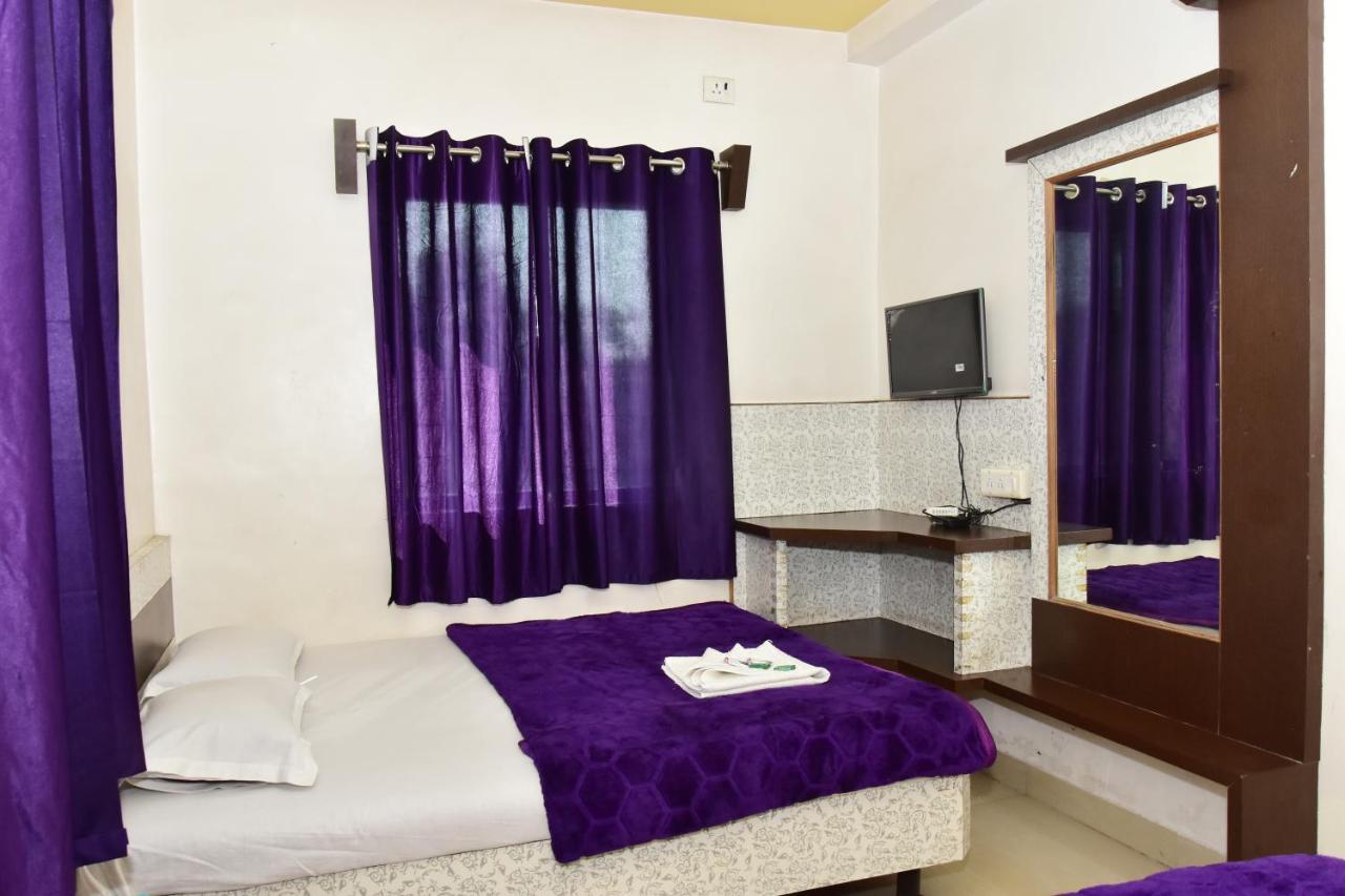 שירדי Hotel Temple Sai מראה חיצוני תמונה